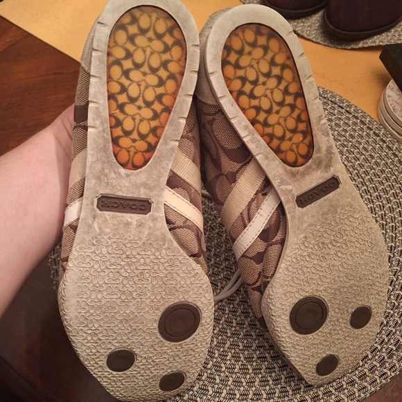 COACH signature katelyn classic sneakers suede cream tan size 10 - Picture 6 of 10